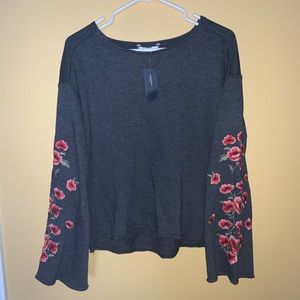 American Eagle long sleeve shirt